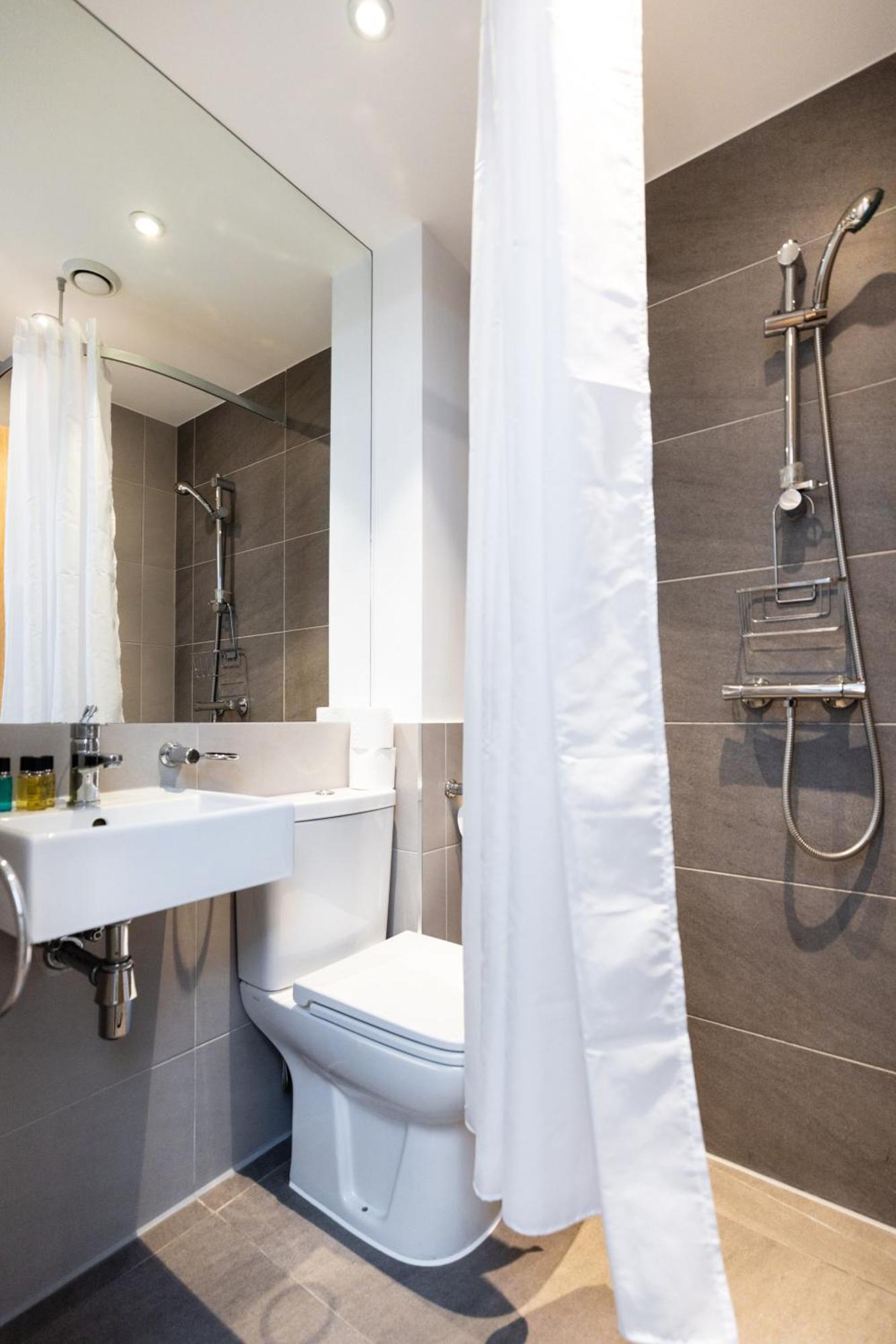 Clarges- Hsk Suites ลอนดอน ภายนอก รูปภาพ