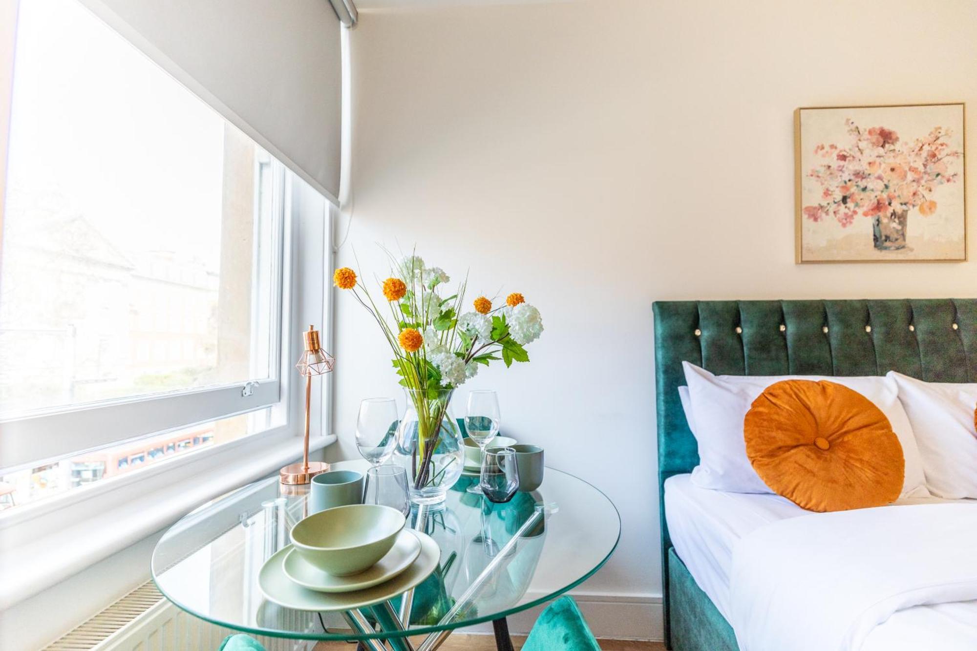 Clarges- Hsk Suites ลอนดอน ภายนอก รูปภาพ