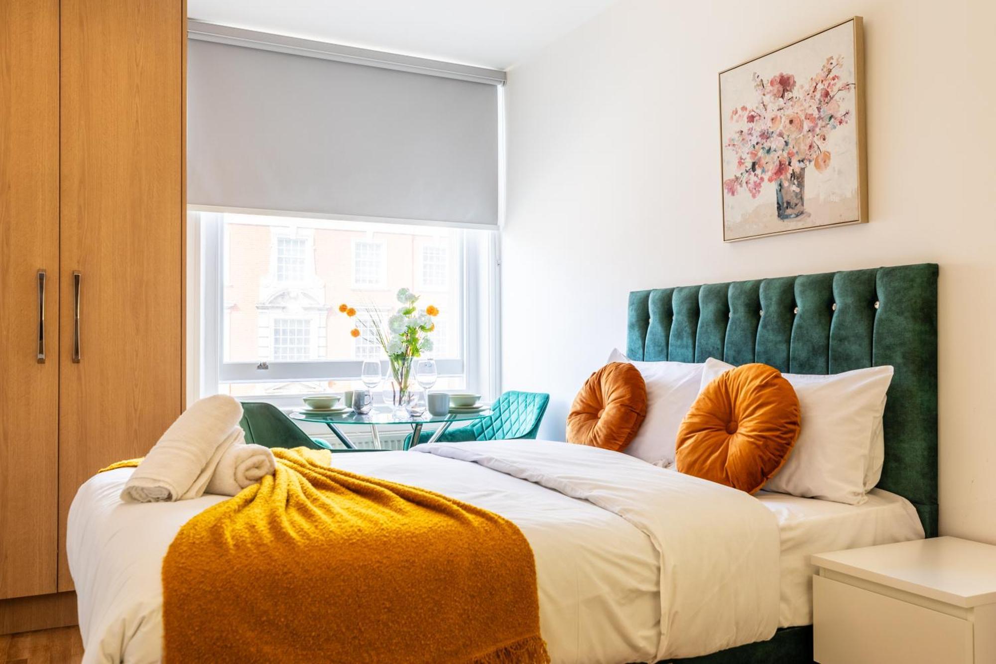 Clarges- Hsk Suites ลอนดอน ภายนอก รูปภาพ