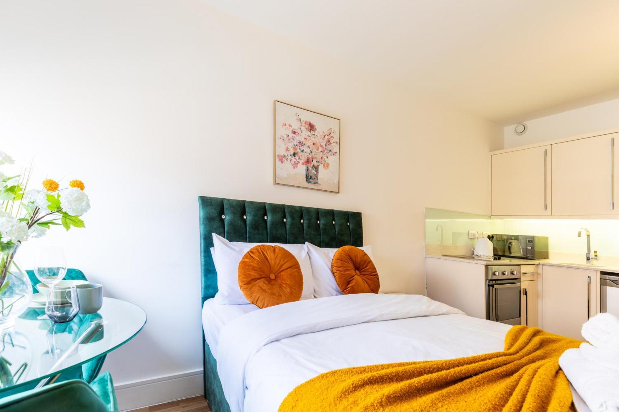 Clarges- Hsk Suites ลอนดอน ภายนอก รูปภาพ